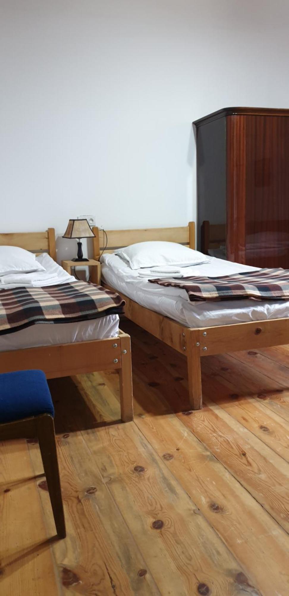 Guest House Svan-Ski Mestia Ngoại thất bức ảnh