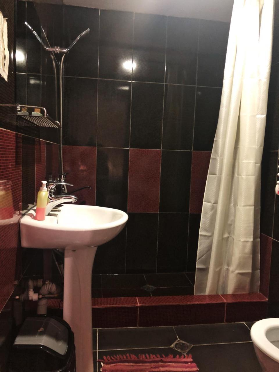 Guest House Svan-Ski Mestia Ngoại thất bức ảnh